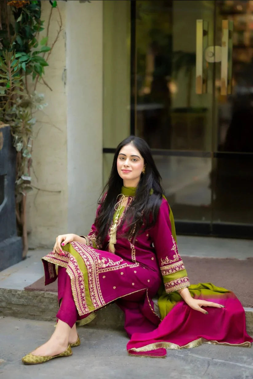 OMAL by komal OC-01 Embroidered Lawn Three Piece Summer Collection
